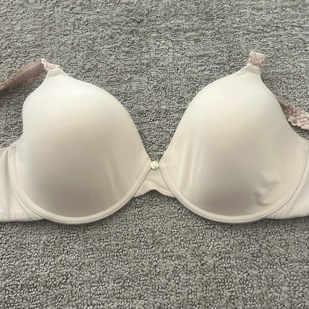 Nude bra